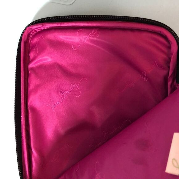 Vera Bradley Canterbury Magenta Tablet Case - Picture 4 of 6